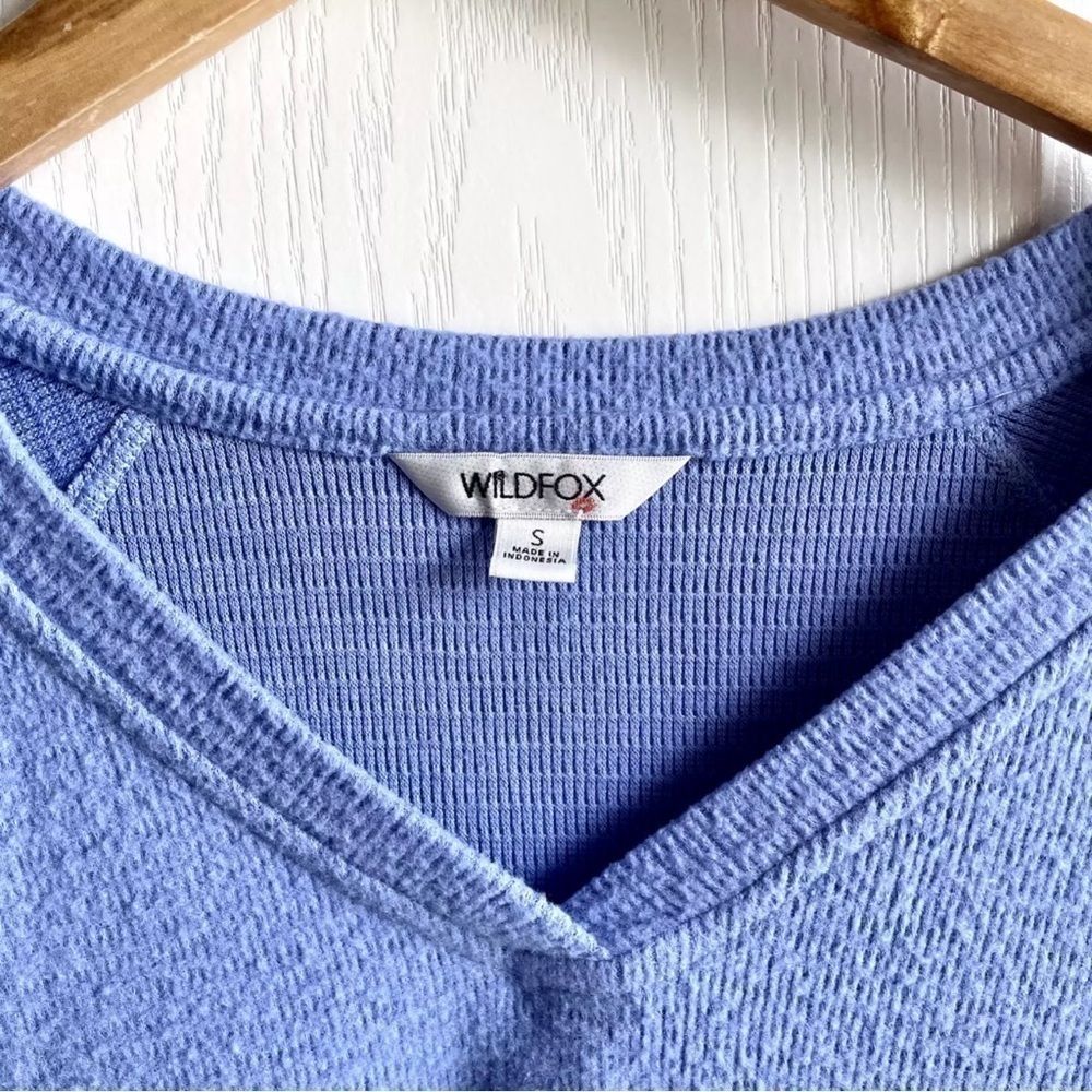 Wildfox V Neck Sweater - Picture 6 of 8